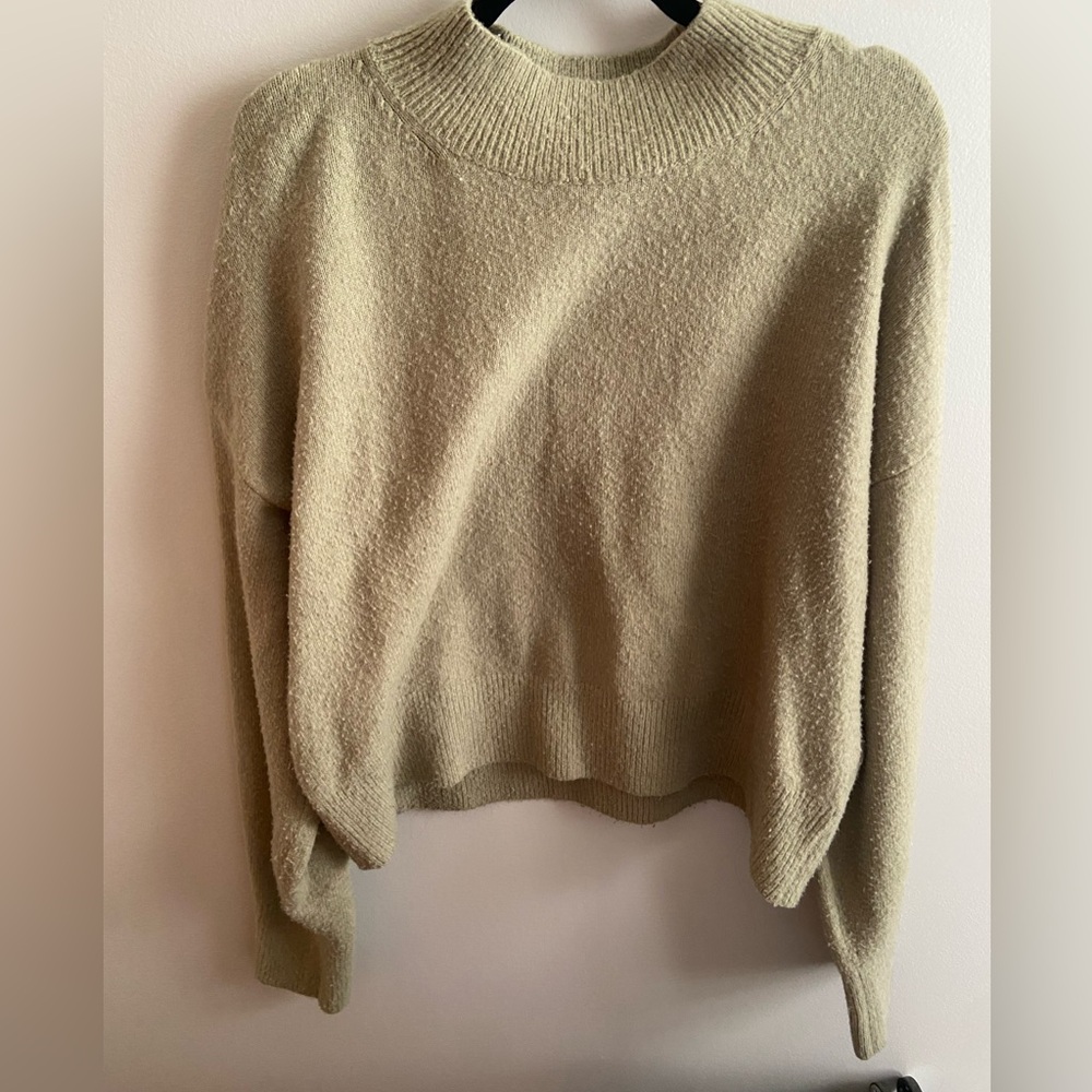& other stories mockneck sweater size L . Light green